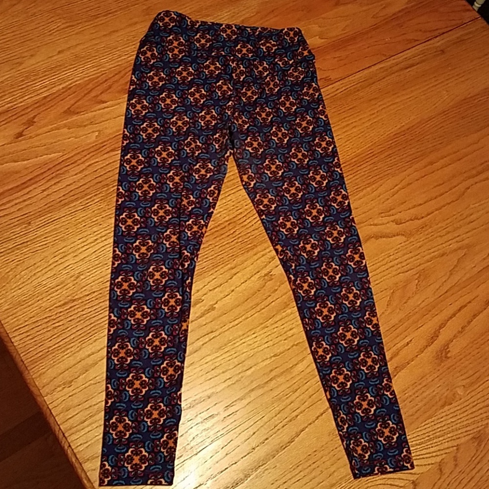 Lularoe one size leggings